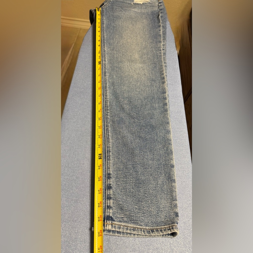 American Eagle Outfitters Distressed Mom Straight Jeans Women’s Size 6R (6XL) - Picture 10 of 13